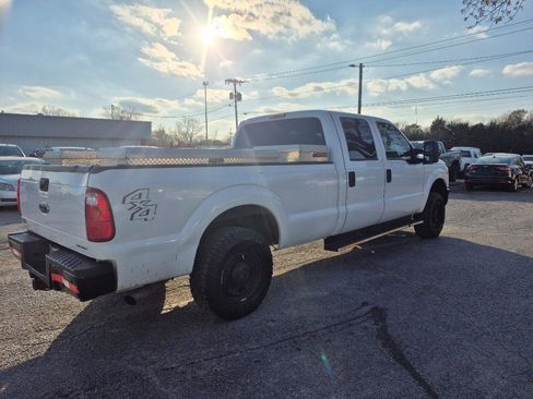 Used 2014 Ford F250 XL w/ Camper Package image 7