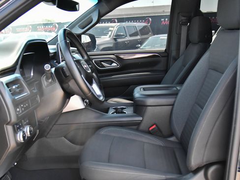 Used 2024 GMC Yukon SLE AWD/4WD image 17