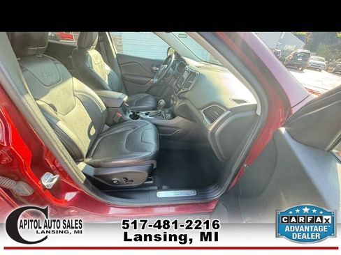 Used 2020 Jeep Cherokee Limited AWD/4WD image 22
