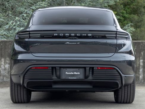 New 2026 Porsche Macan 4 Electric AWD/4WD image 10