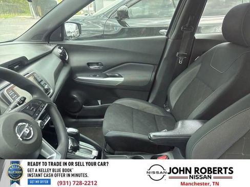 Used 2020 Nissan Kicks SV image 9