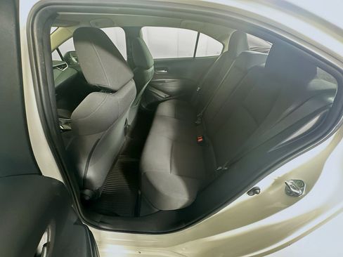 Used 2020 Toyota Corolla LE FWD image 25