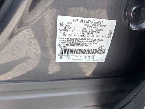 Certified 2021 Ford Explorer XLT w/ Equipment Group 202A AWD/4WD image 22