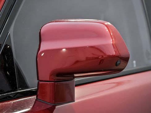 Used 2021 Rolls-Royce Cullinan Black Badge AWD/4WD image 10