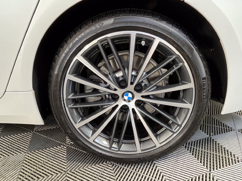 Used 2023 BMW 530i xDrive w/ Premium Package AWD/4WD image 14