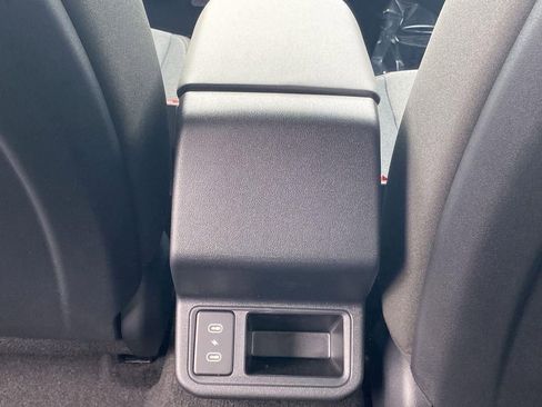 New 2025 Kia K4 LX image 22