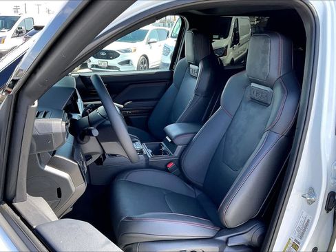 Used 2026 Toyota Tacoma TRD Pro AWD/4WD image 11