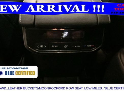 Used 2020 Toyota Highlander XLE image 26