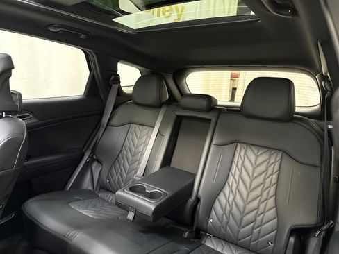 Certified 2023 Kia Sportage X-Line Prestige image 13