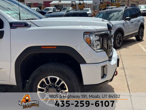 Used 2023 GMC Sierra 3500 AT4 w/ Gooseneck/5TH Wheel Package AWD/4WD image 4