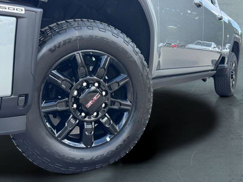 New 2026 GMC Sierra 2500 AT4 w/ AT4 Premium Plus Package AWD/4WD image 2