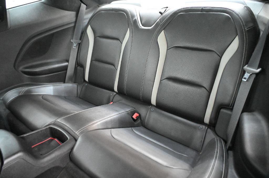 Used 2019 Chevrolet Camaro SS RWD image 36