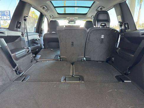 New 2026 Volvo XC90 T8 Plus AWD/4WD image 15