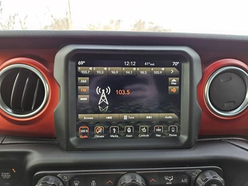 Used 2019 Jeep Wrangler Unlimited Rubicon image 14