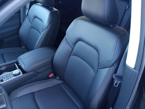 New 2026 Nissan Pathfinder SL image 9