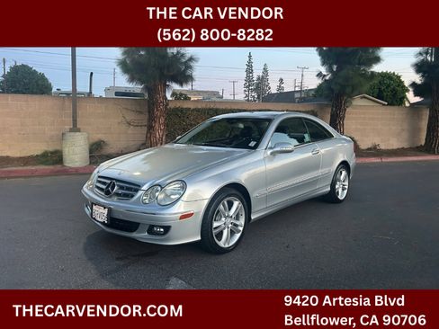 Used 2008 Mercedes-Benz CLK 350 Coupe image 1