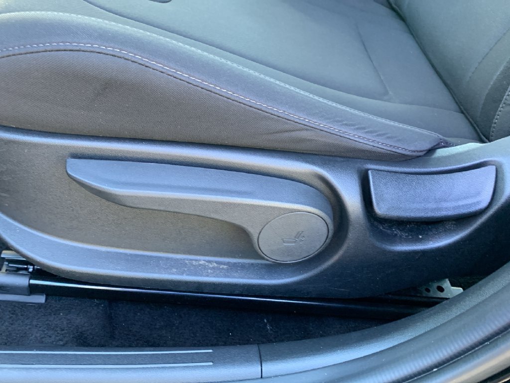 Used 2024 Hyundai Elantra SEL w/ Convenience Package FWD image 15