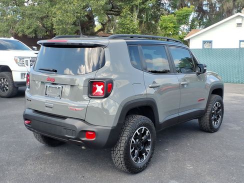 Used 2023 Jeep Renegade Trailhawk AWD/4WD image 5