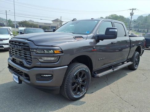 New 2026 RAM 2500 Big Horn AWD/4WD image 8
