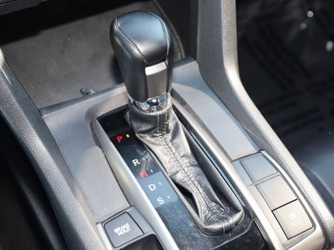 Used 2020 Honda Civic Sport Touring image 7