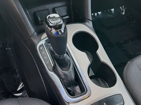 Used 2018 Chevrolet Cruze LS image 15