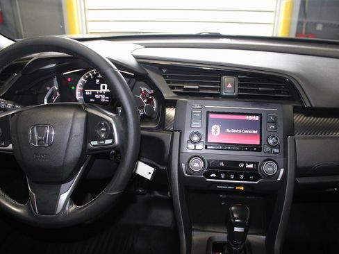 Used 2018 Honda Civic Sport image 21