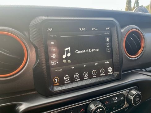 Used 2022 Jeep Gladiator Mojave w/ LED Lighting Group image 13