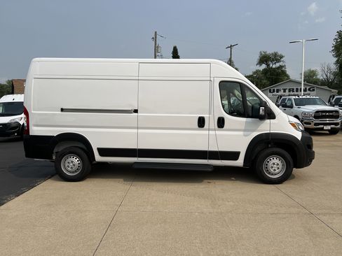 New 2025 RAM ProMaster 3500 w/ Convenience Group image 1