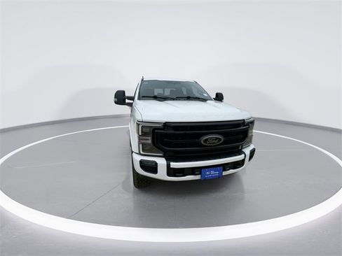 Certified 2022 Ford F250 Lariat w/ Tremor Off-Road Package image 3