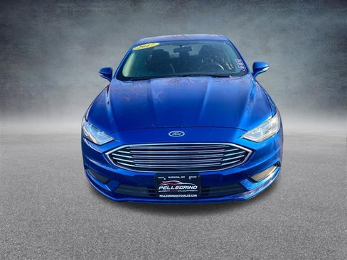 Used 2017 Ford Fusion SE w/ Fusion SE Technology Package image 11