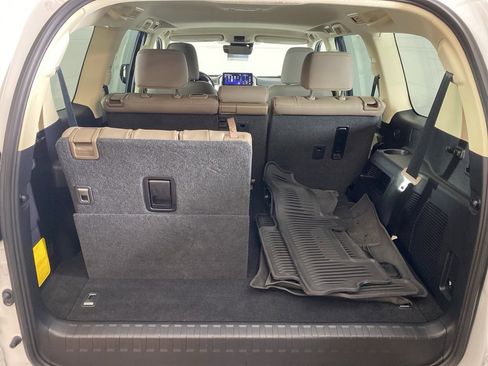 Certified 2023 Lexus GX 460 Premium w/ Premium Package image 30