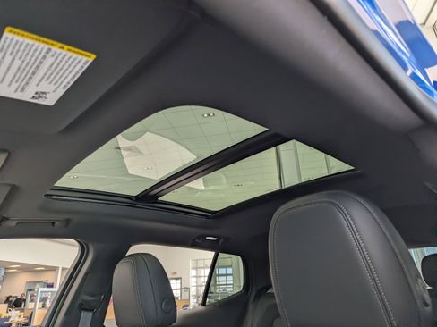 New 2026 Chevrolet Equinox EV LT w/ Convenience Package II image 20