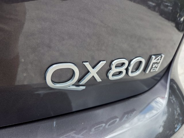 Certified 2026 INFINITI QX80 Luxe w/ Cargo Package AWD/4WD image 18