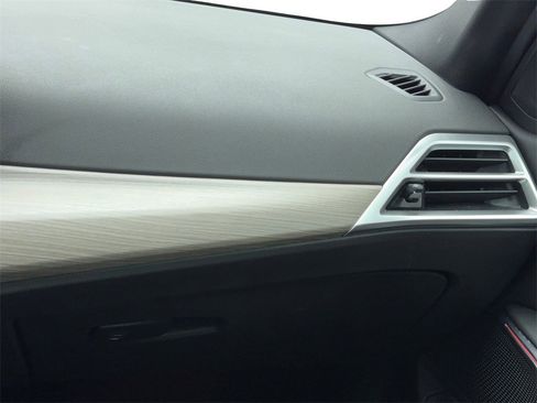 Used 2025 BMW 330i Sedan image 20