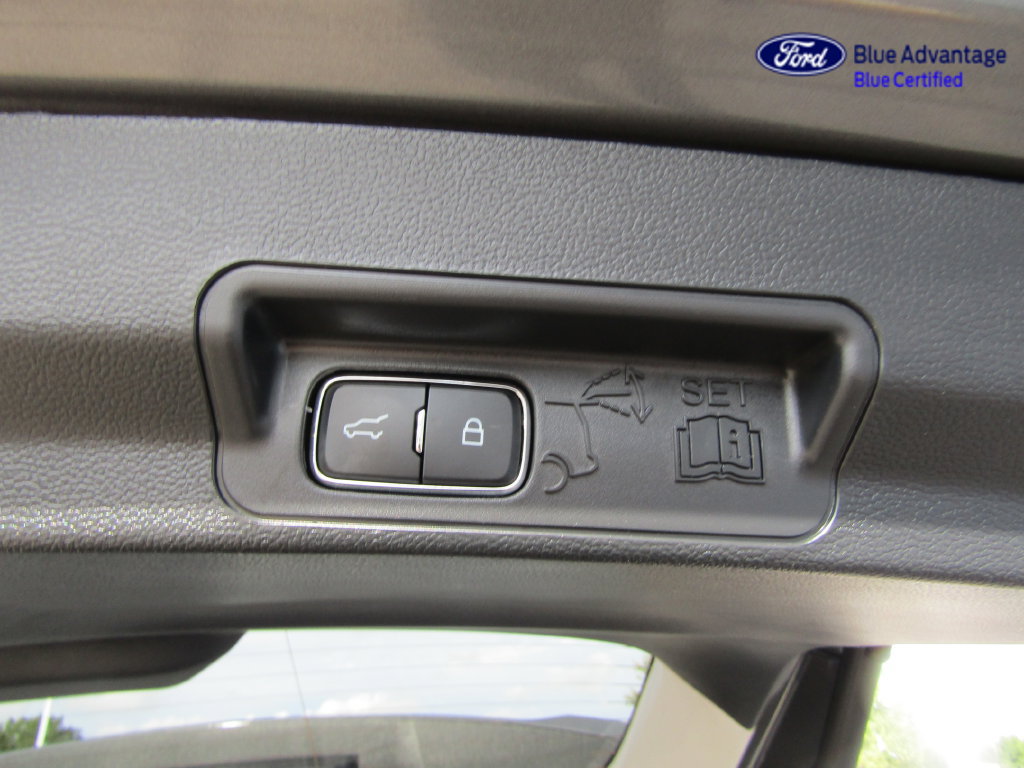 Certified 2025 Ford Explorer Active w/ Active Comfort Package AWD/4WD image 15