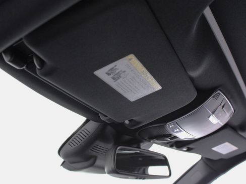 Used 2015 Mercedes-Benz S 550 Sedan image 71