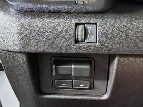 New 2026 GMC Canyon Elevation w/ Convenience Package RWD image 10