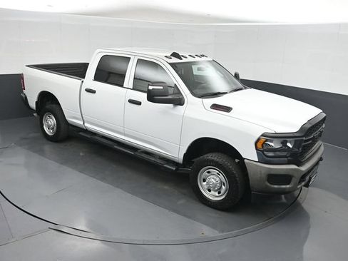 Used 2023 RAM 2500 Tradesman AWD/4WD image 28