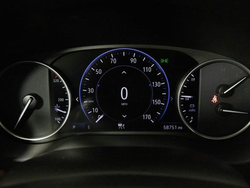 Used 2020 Buick Enclave Avenir w/ Avenir Technology Package image 30