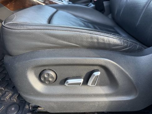 Used 2016 Audi Q5 2.0T Premium Plus w/ Technology Package AWD/4WD image 12