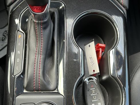 Used 2021 Chevrolet Blazer RS w/ Enhanced Convenience Package image 33