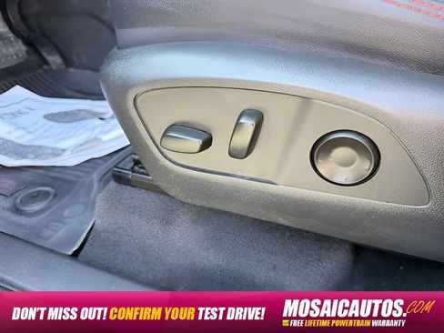 Used 2025 Chevrolet Traverse RS AWD/4WD image 27