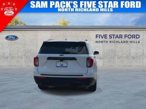 Used 2023 Ford Explorer ST-Line w/ Class IV Trailer Tow Package RWD image 9