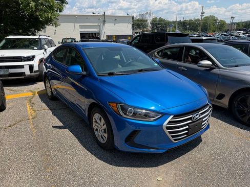 Used 2017 Hyundai Elantra SE FWD image 7