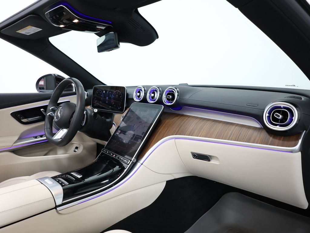 Certified 2024 Mercedes-Benz CLE 450 4MATIC Cabriolet image 23