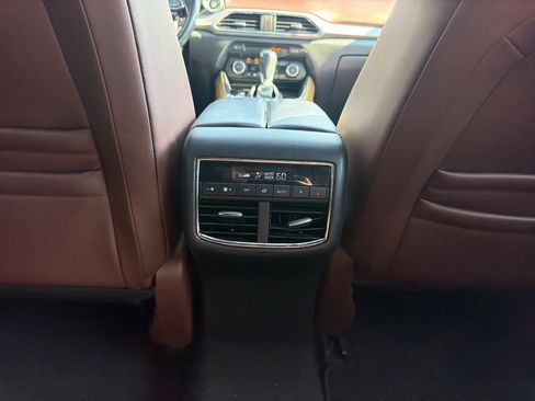 Used 2017 MAZDA CX-9 Signature AWD/4WD image 29