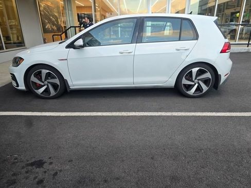 Used 2020 Volkswagen GTI S image 4