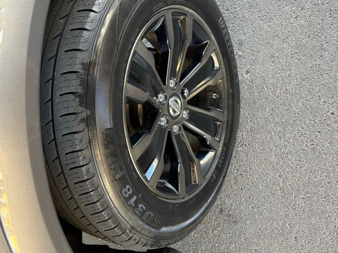 Used 2019 Nissan Armada Platinum w/ Captain's Chairs Package image 34