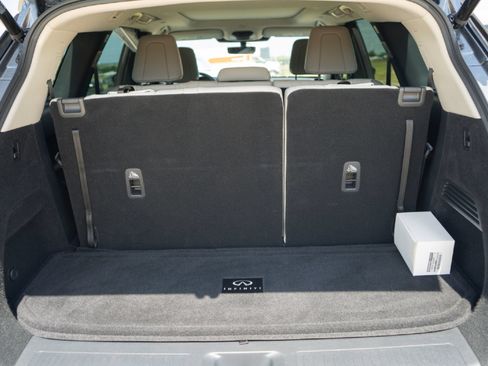 Certified 2026 INFINITI QX60 Luxe w/ Cargo Package FWD image 27