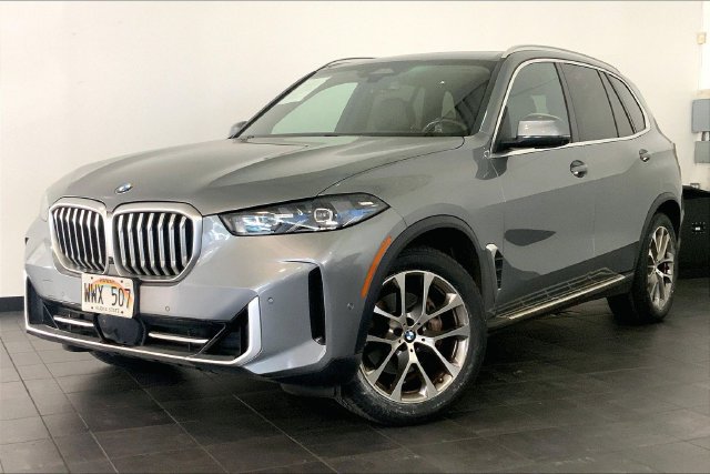Used 2024 BMW X5 xDrive40i AWD/4WD image 1